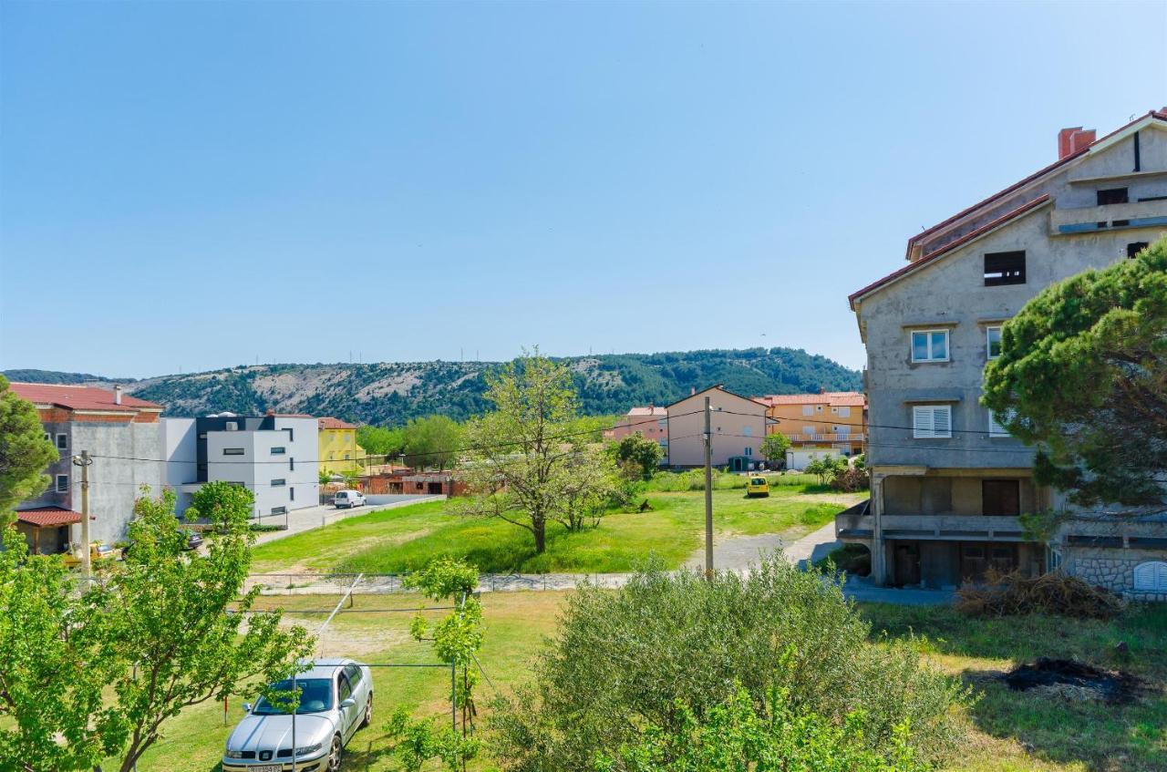 Apartments Anica F ロパール エクステリア 写真
